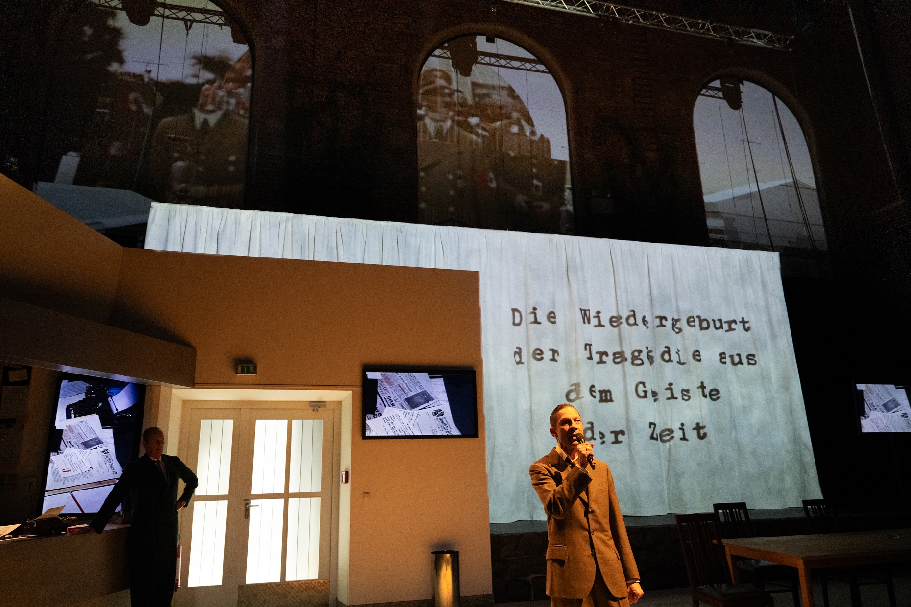 Mitläufer residenztheater 1